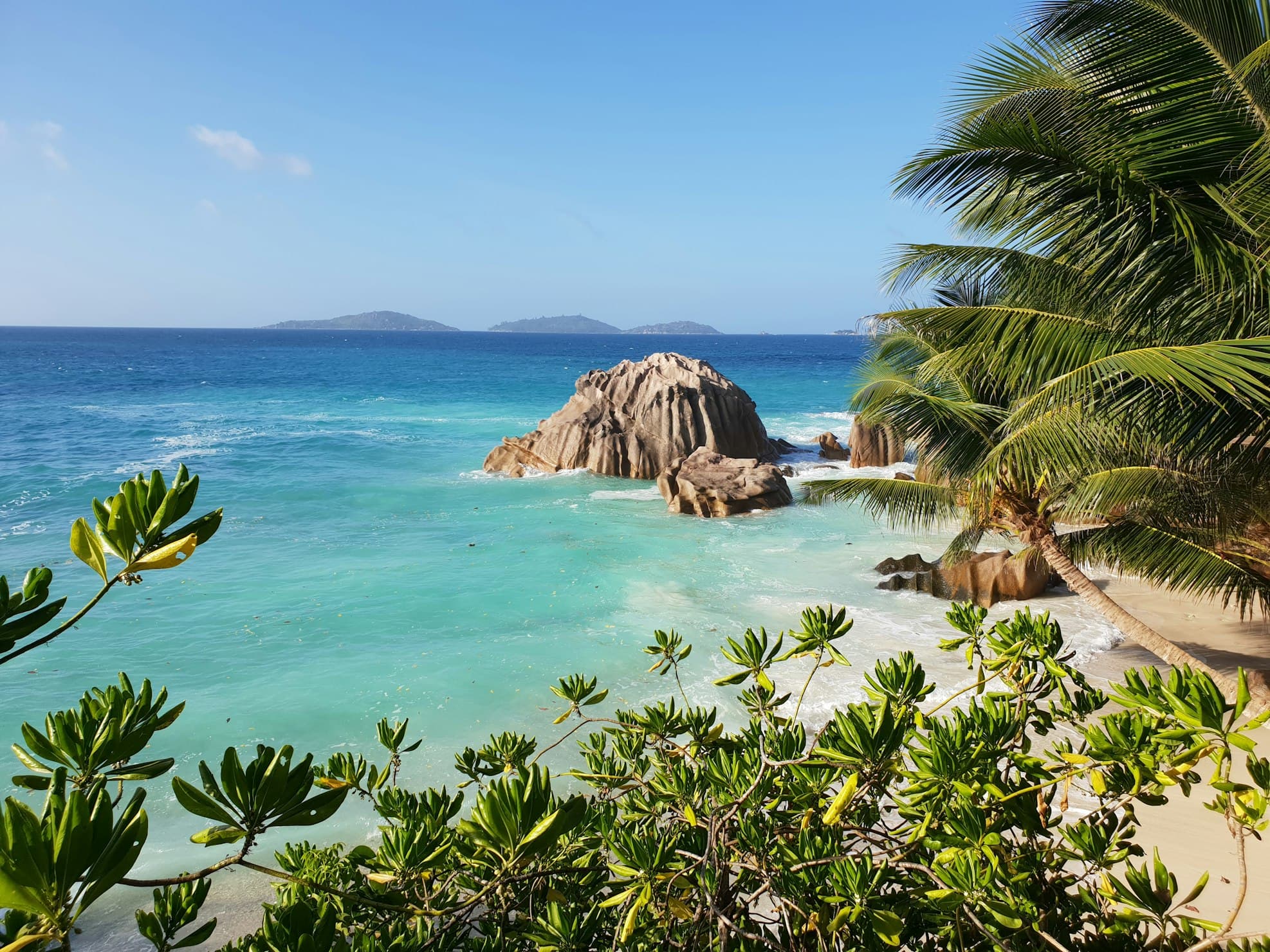 Seychelles on Points: Every Hotel You Can Book With Hilton Honors in 2026